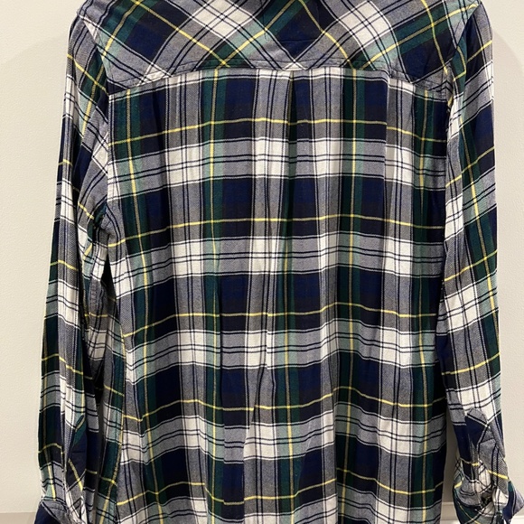 Rails Button Up - Picture 2 of 4